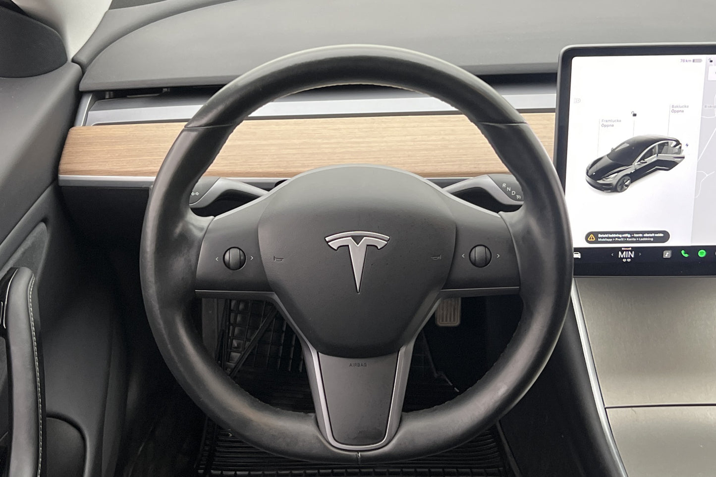 Tesla Model 3 Standard Range Plus 258hk Svensksåld Dragkrok