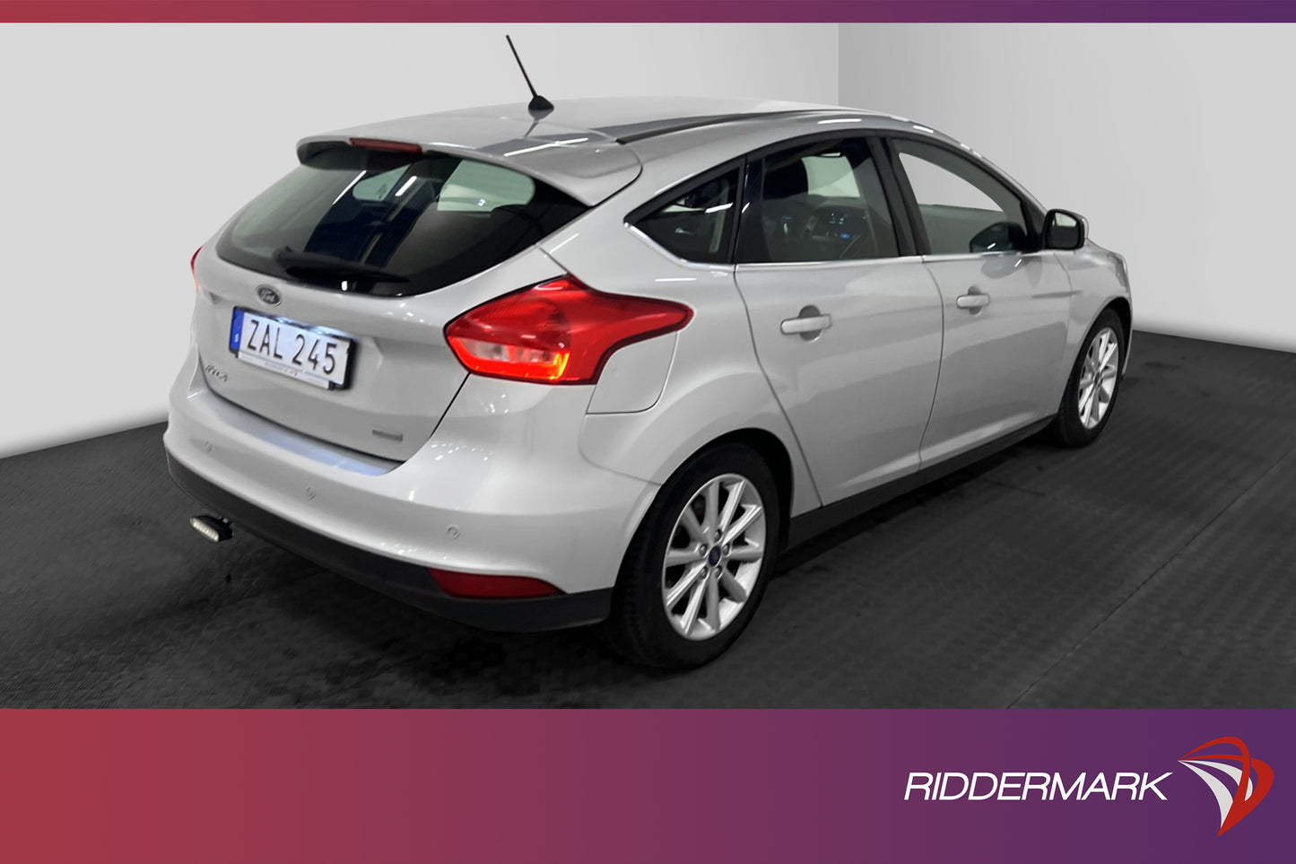 Ford Focus 1.0 EcoBoost 100hk CarPlay Rattvärme P-sensorer