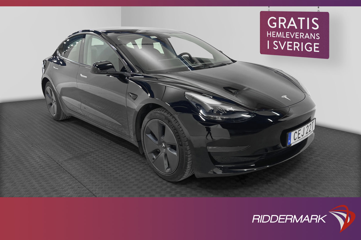 Tesla Model 3 Long Range AWD 440hk Svensksåld Navi Kamera