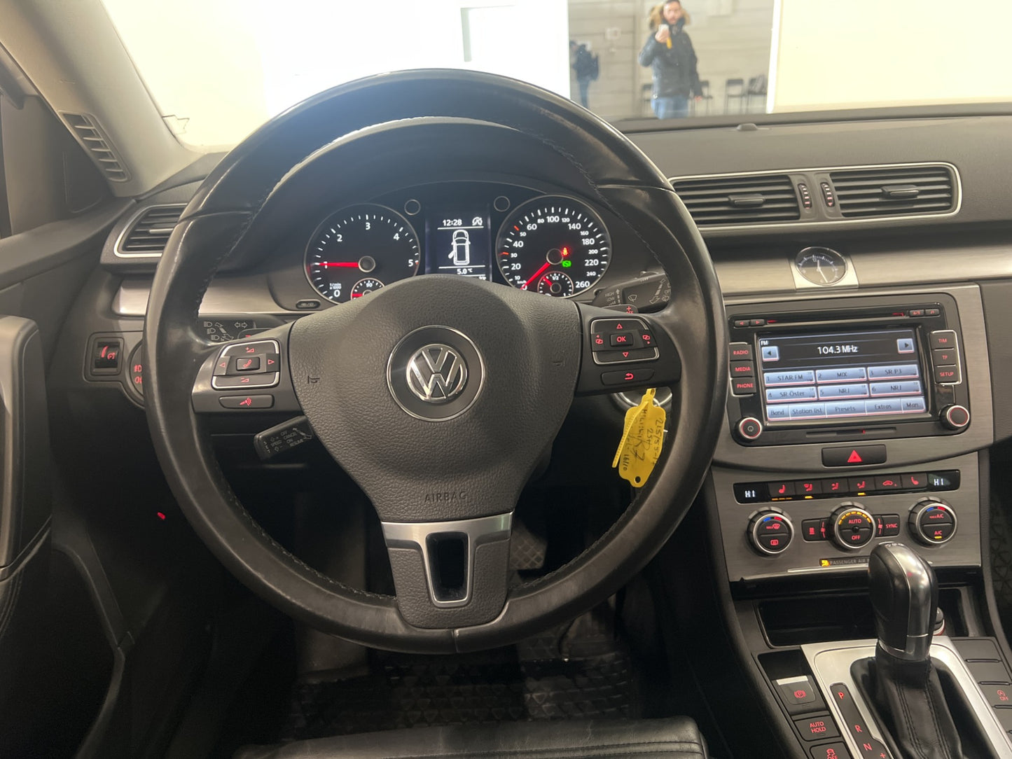 Volkswagen Passat 2.0 TDI 4M R-line Kamera Drag Skinn D-värm