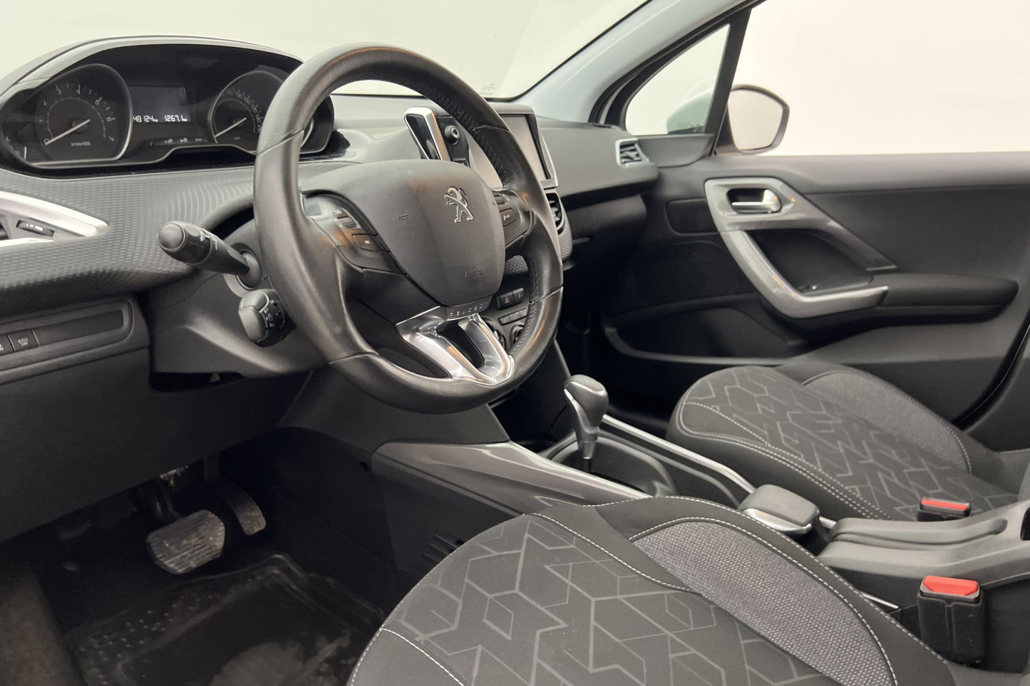 Peugeot 2008 e-THP Automat 110hk Active Bluetooth Välserv