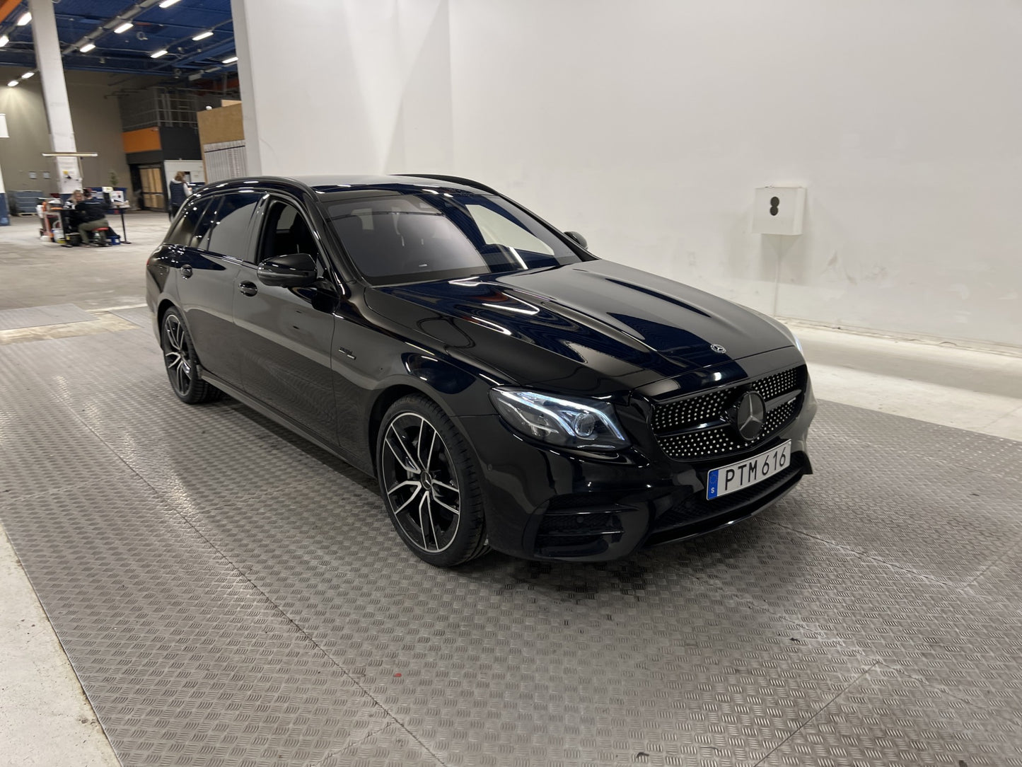 Mercedes-Benz AMG E 53 T 4M 435hk Pano Värm Wide Burm Drag