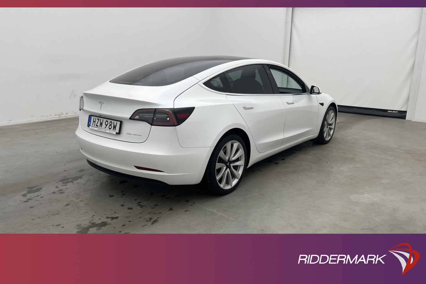 Tesla Model 3 Long Range AWD 440hk En-Brukare Uppgraderad-AP