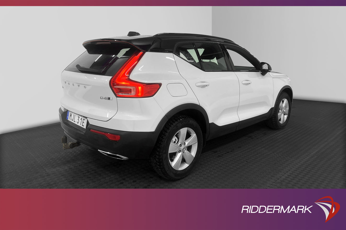 Volvo XC40 D4 190hk AWD R-Design D-Värm B-Kamera Skinn VOC