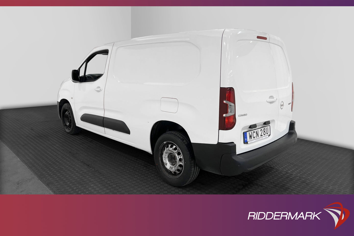 Opel Combo L2 1.5 130hk Automat PDC Nyservad Moms