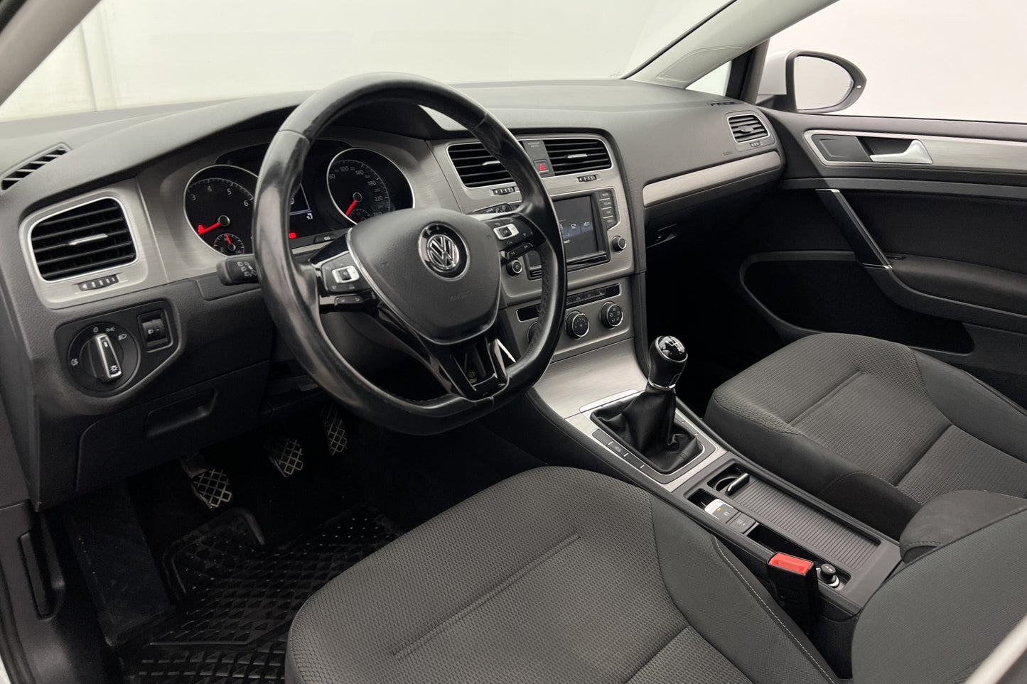 Volkswagen Golf 1.2 TSI 110hk Adaptiv CarPlay Välservad