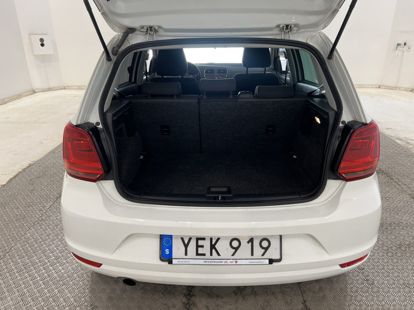 Volkswagen Polo 1.2 TSI 90hk Låg skatt Välservad 0,48l/mil