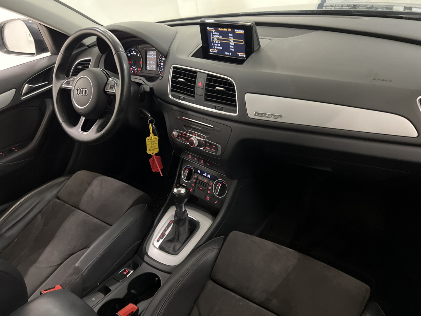 Audi Q3 150hk Quattro Skinn/Alcantara Bluetooth 0.5l/mil