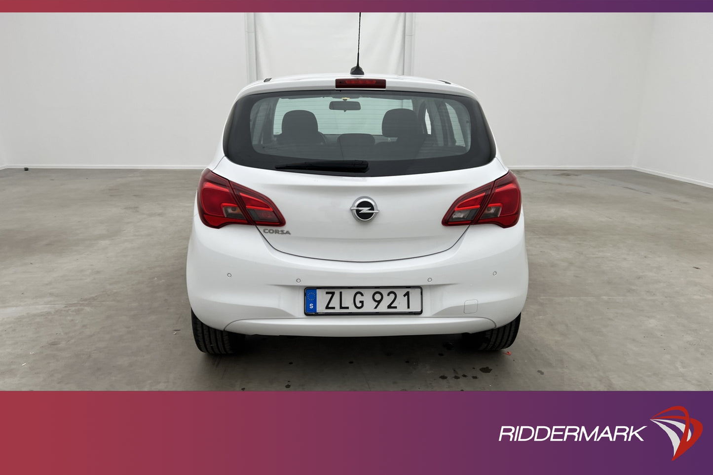 Opel Corsa 1.4 90hk Enjoy Sensorer Farthållare Välservad