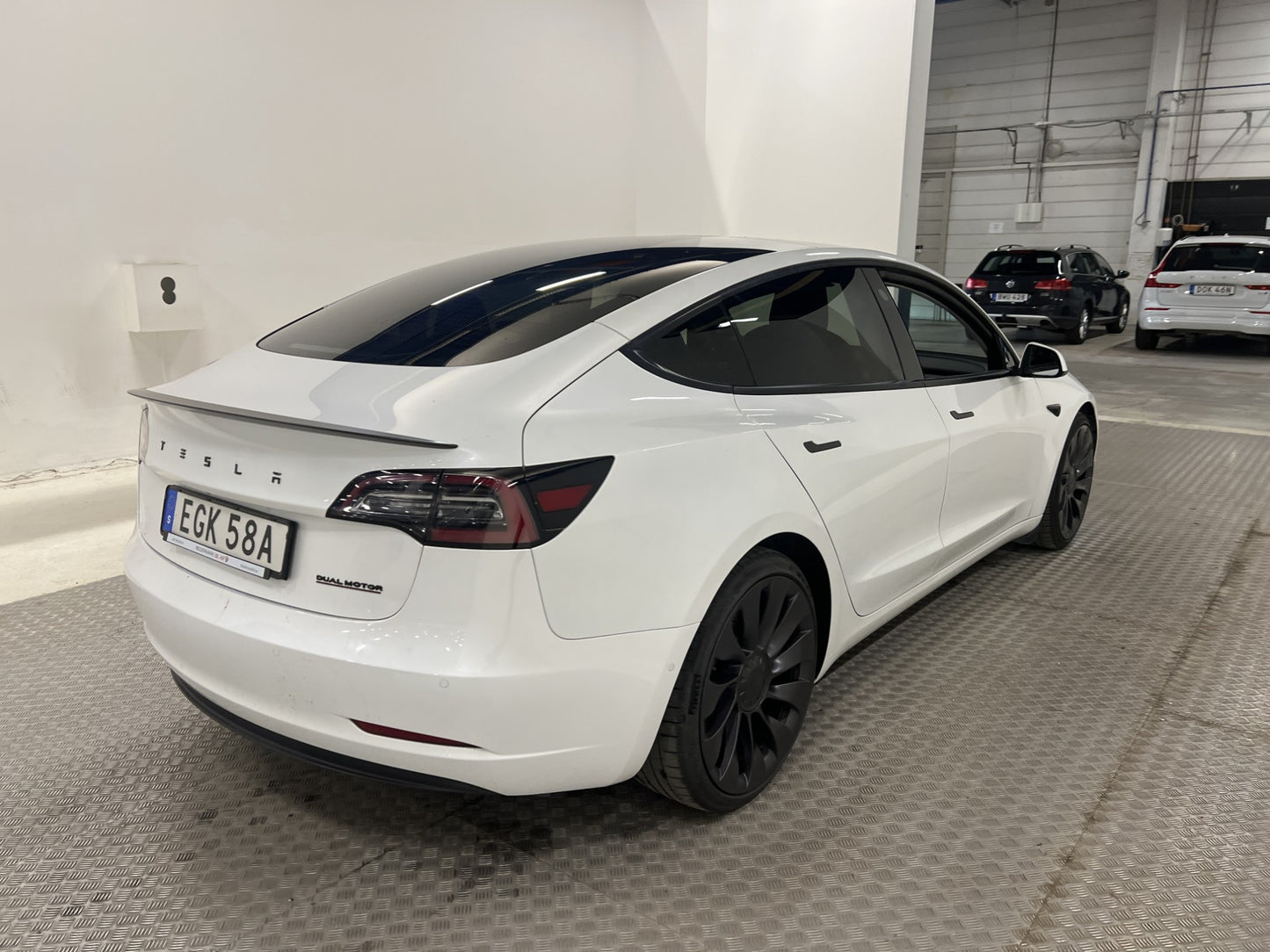 Tesla Model 3 Performance AWD 513hk Svensksåld Autopilot