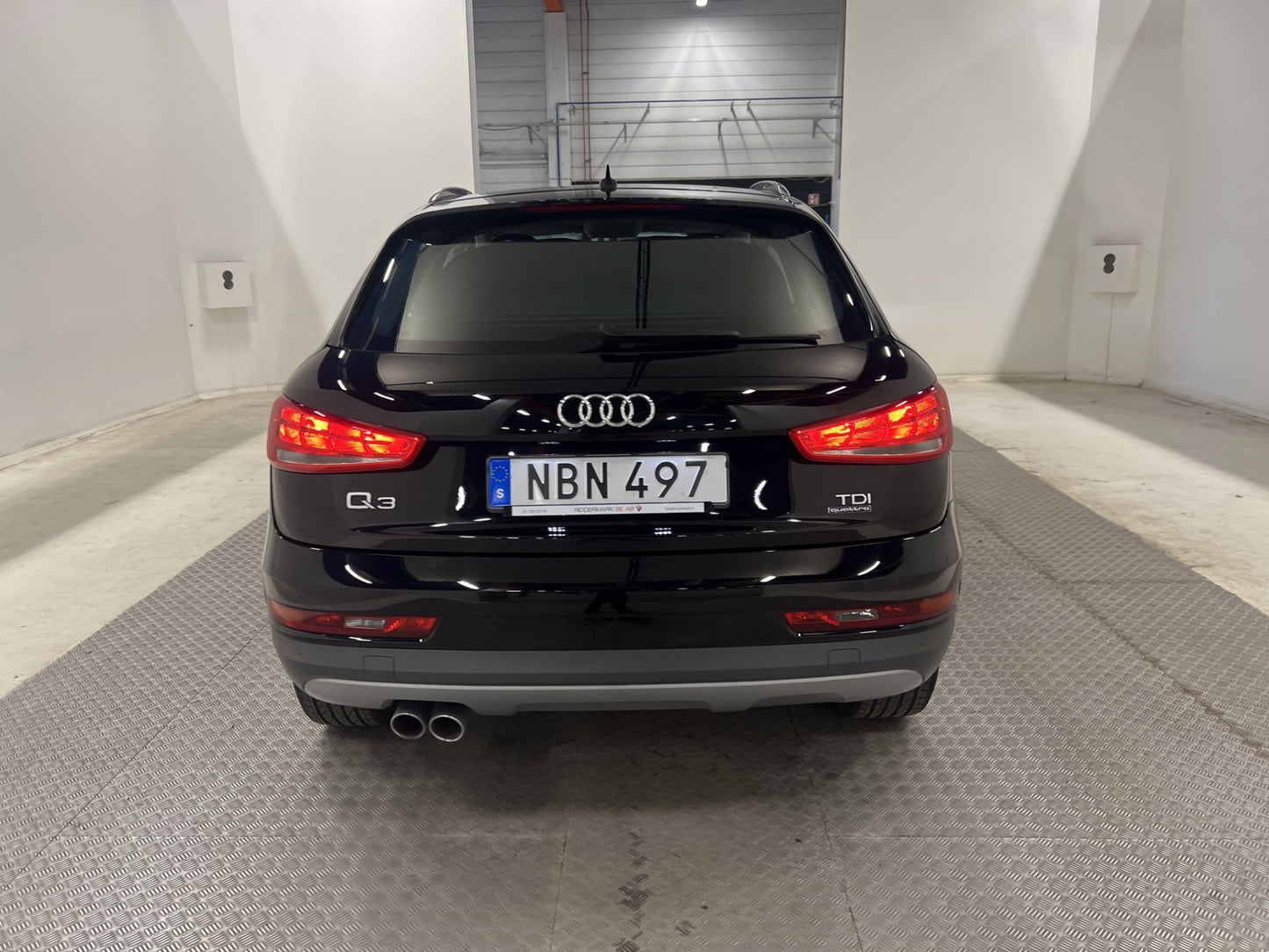 Audi Q3 2.0 TDI Quattro 150hk Sport Edit P-Sensor Alcantara