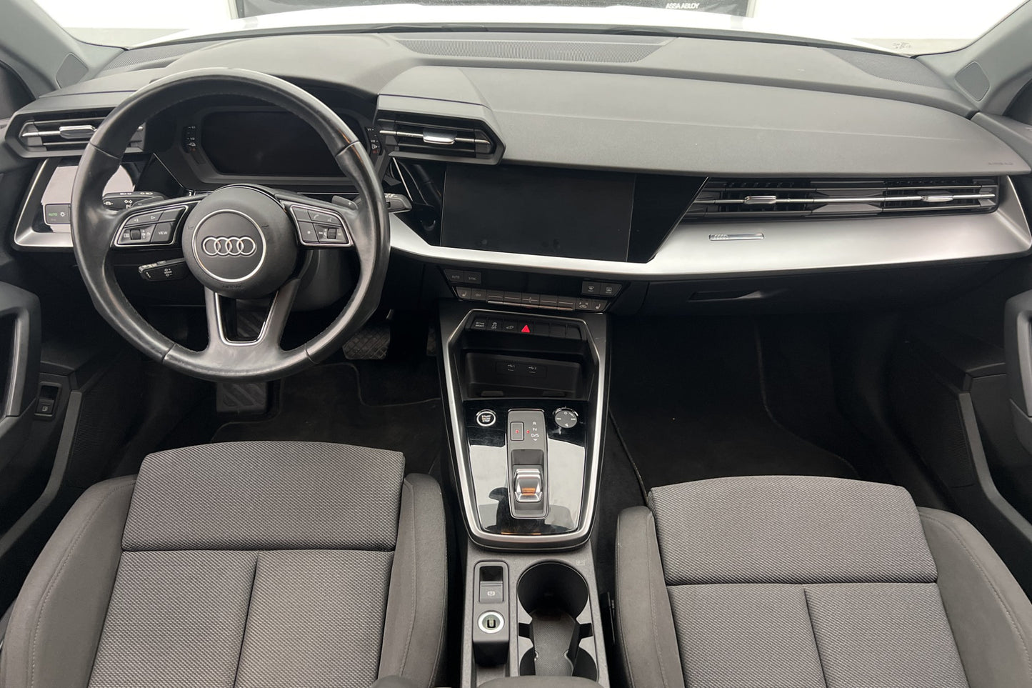 Audi A3 45 TFSI e 245hk S-Line Drag Cockpit Välservad MOMS