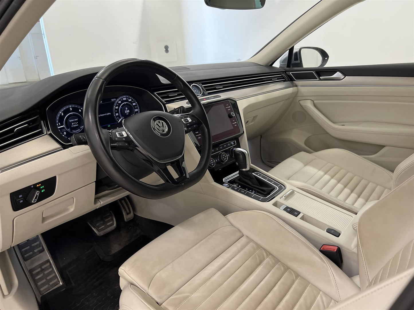 Volkswagen Passat Alltrack 4M Cockpit Värmare Dragpaket BLIS