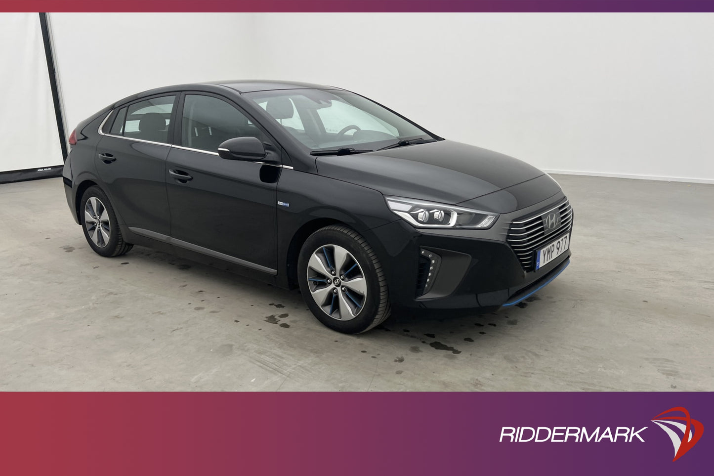 Hyundai Ioniq Plug-in 164hk Premium + Inifinty Kamera