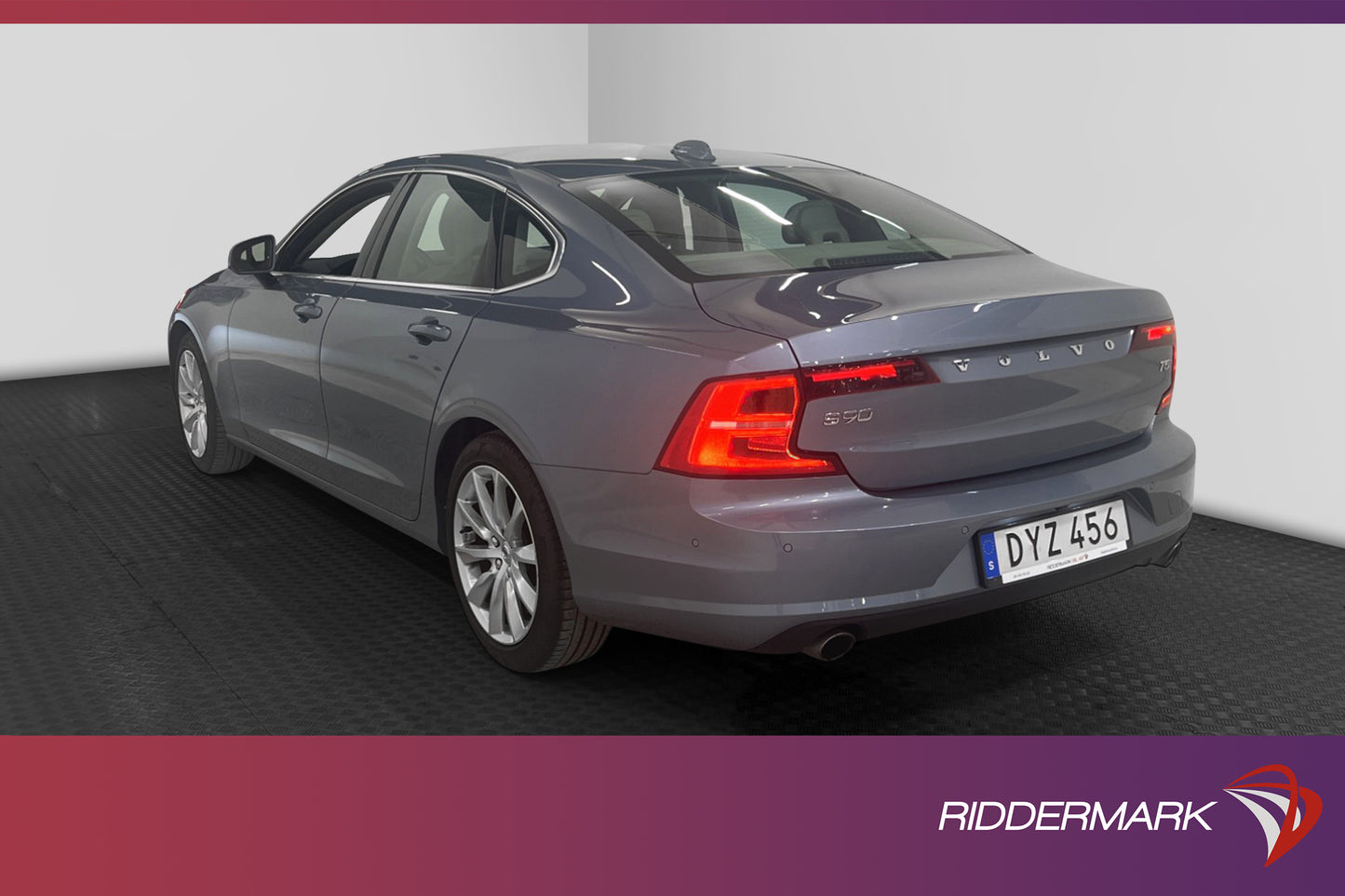 Volvo S90 T5 254hk Advanced Kamera Navi BLIS Skinn Välservad