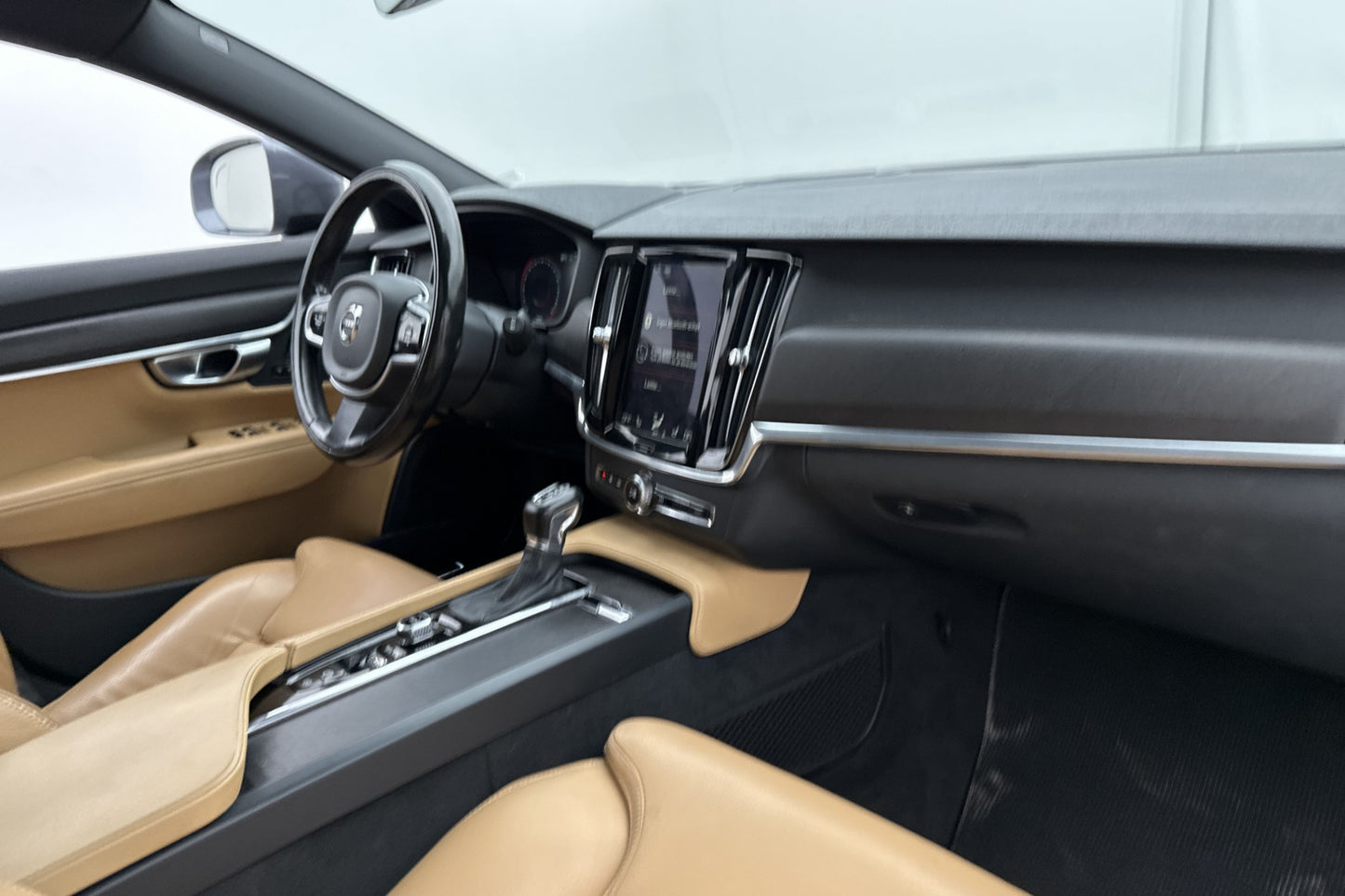 Volvo V90 Cross Country D4 AWD Pro D-Värmare Pano HUD Kamera