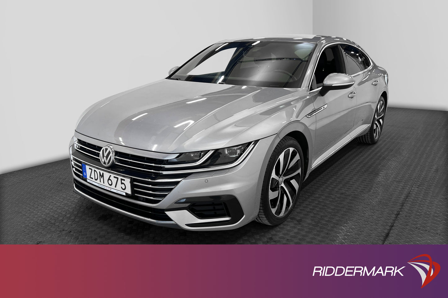 Volkswagen Arteon 190hk 4M GT FULL R-line Bkamera Dragkrok