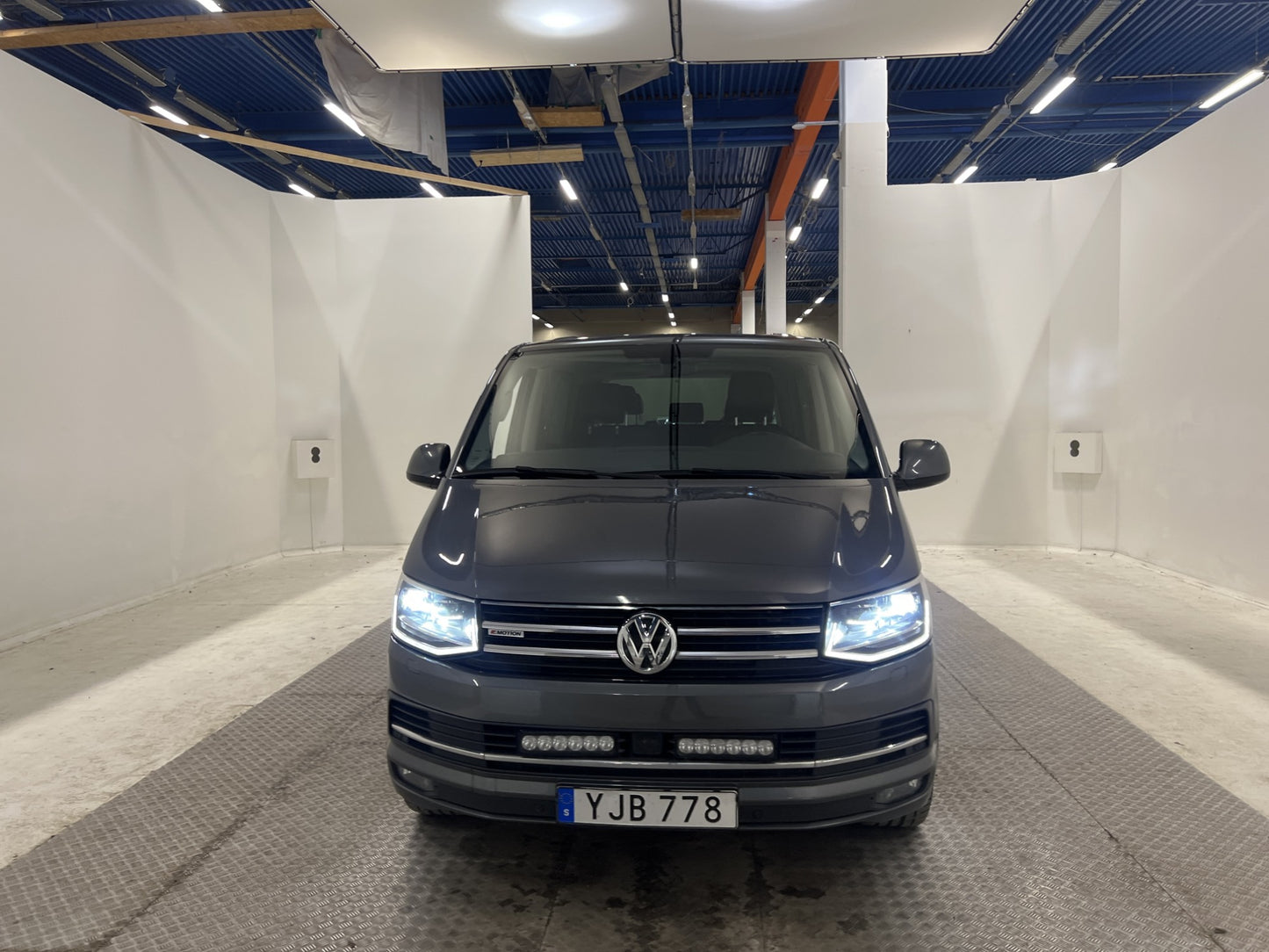 Volkswagen Multivan Highline 205hk 4M DSG Värmare Taklucka