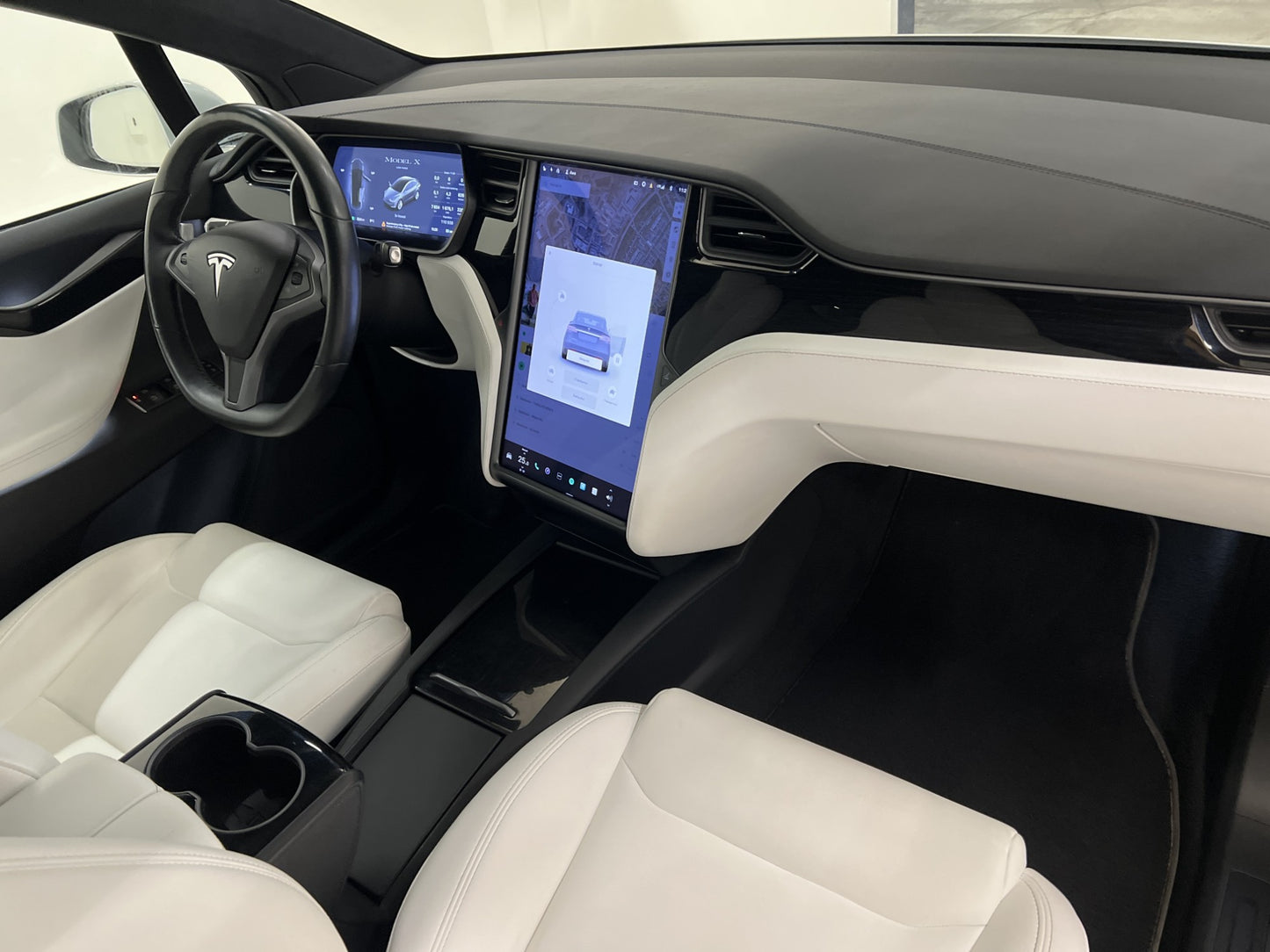 Tesla Model X Long Range 423hk 6-sits Sv.Såld Autopilot Drag