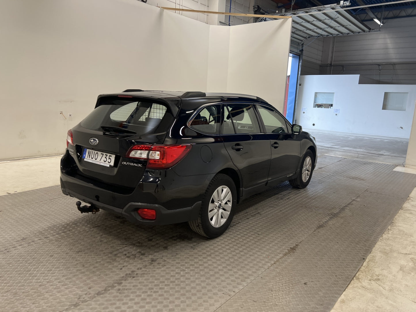 Subaru Outback 2.5 AWD 175hk Kamera Skinn Drag Välservad