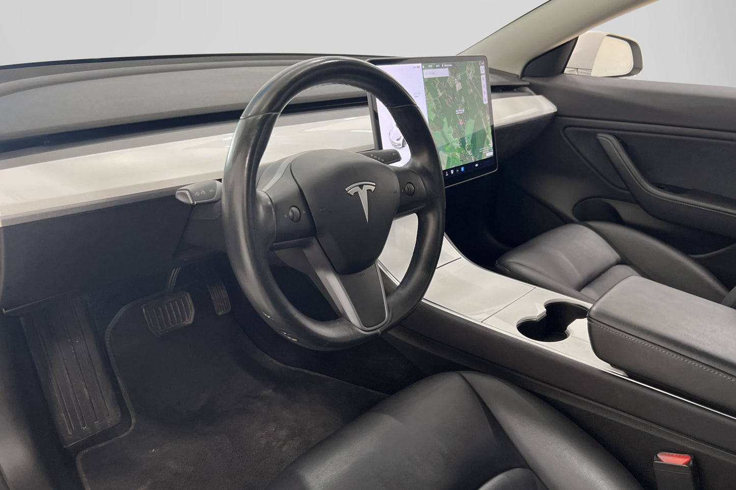 Tesla Model 3 Long Range AWD 440hk Svensksåld Autopilot