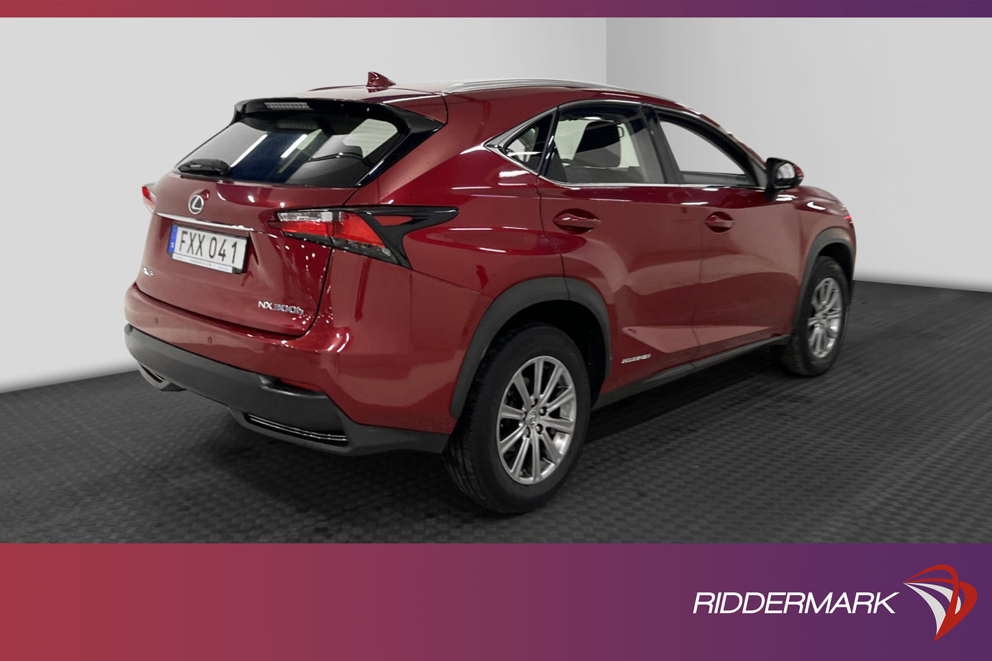 Lexus NX 300h AWD 181hk Keyless Låg skatt PDC 0,51l/Mil