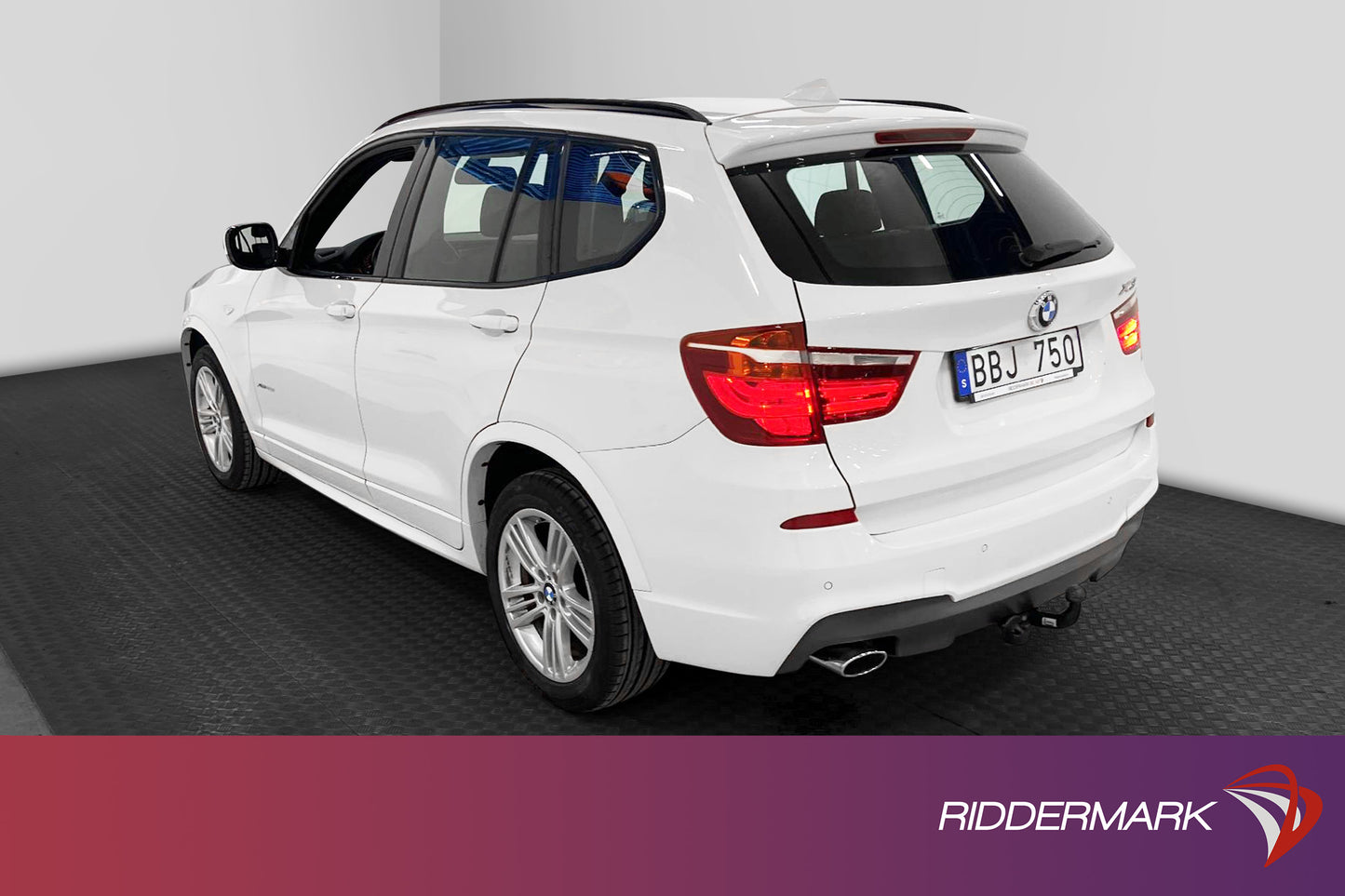 BMW X3 xDrive20d 184hk M-Sport M-Värmare Pano Skinn Drag