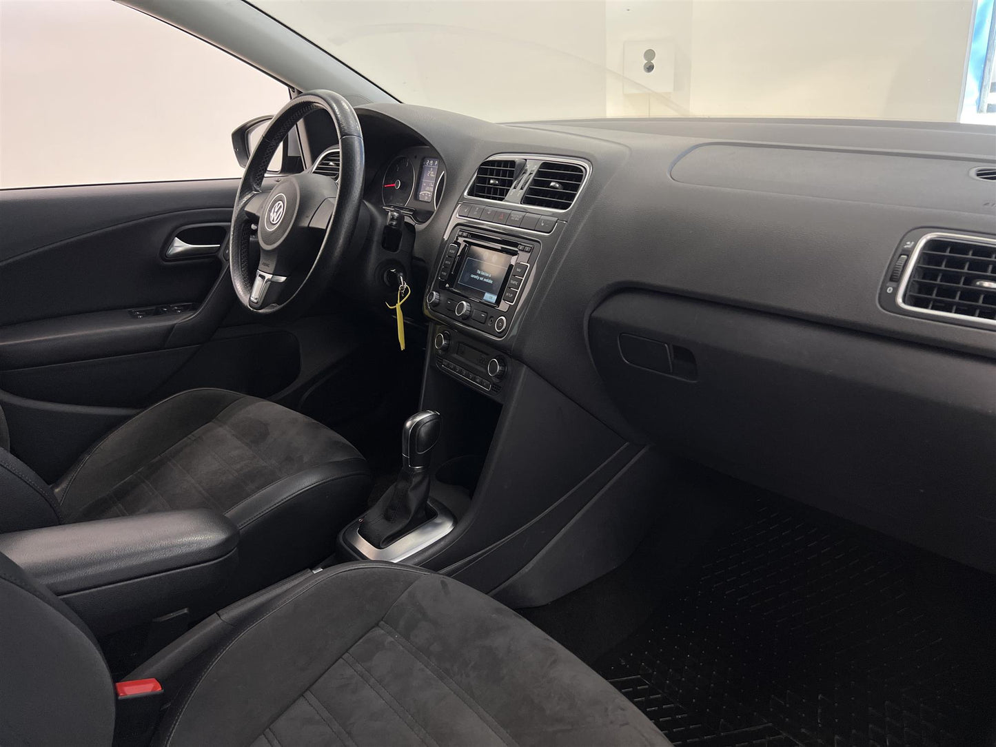 Volkswagen Polo Cross 1.6 TDI Skinn/Alcantara Kamrem bytt