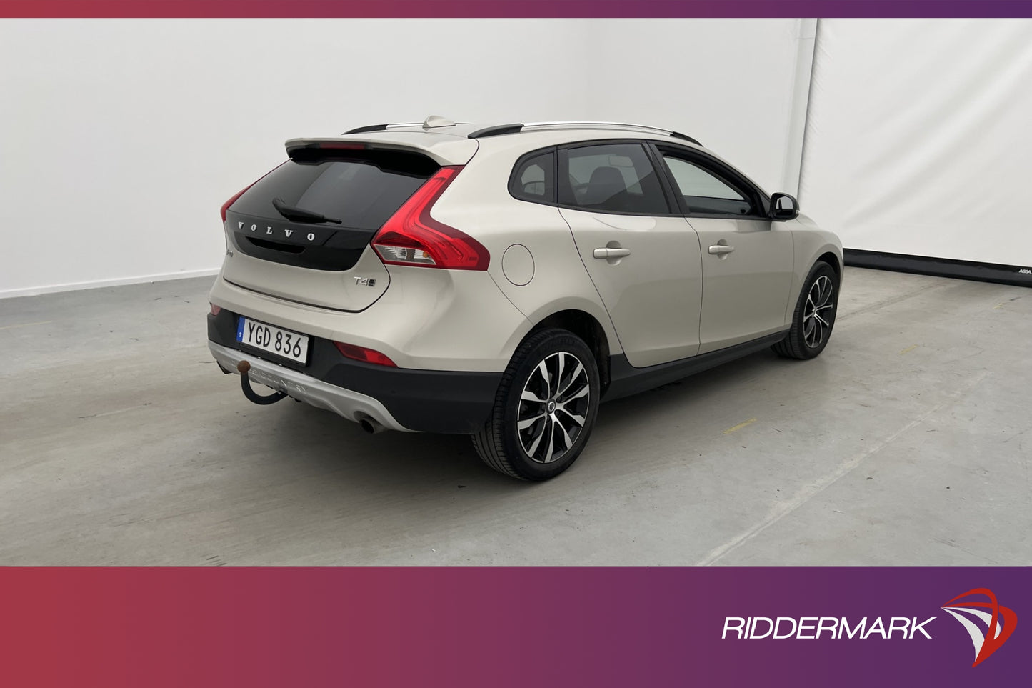 Volvo V40 Cross Country T4 AWD Momentum VOC Sensorer Drag