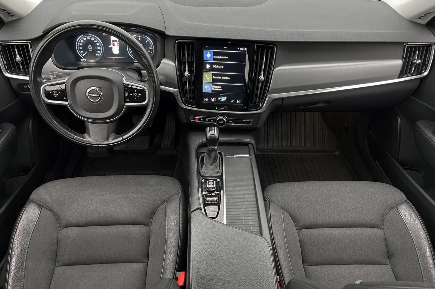 Volvo S90 D3 150hk Advanced VOC Värmare Navi 4-Zons BLIS