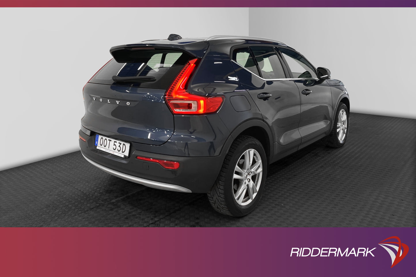 Volvo XC40 T2 129hk Inscription VOC H/K Pano Kamera Skinn