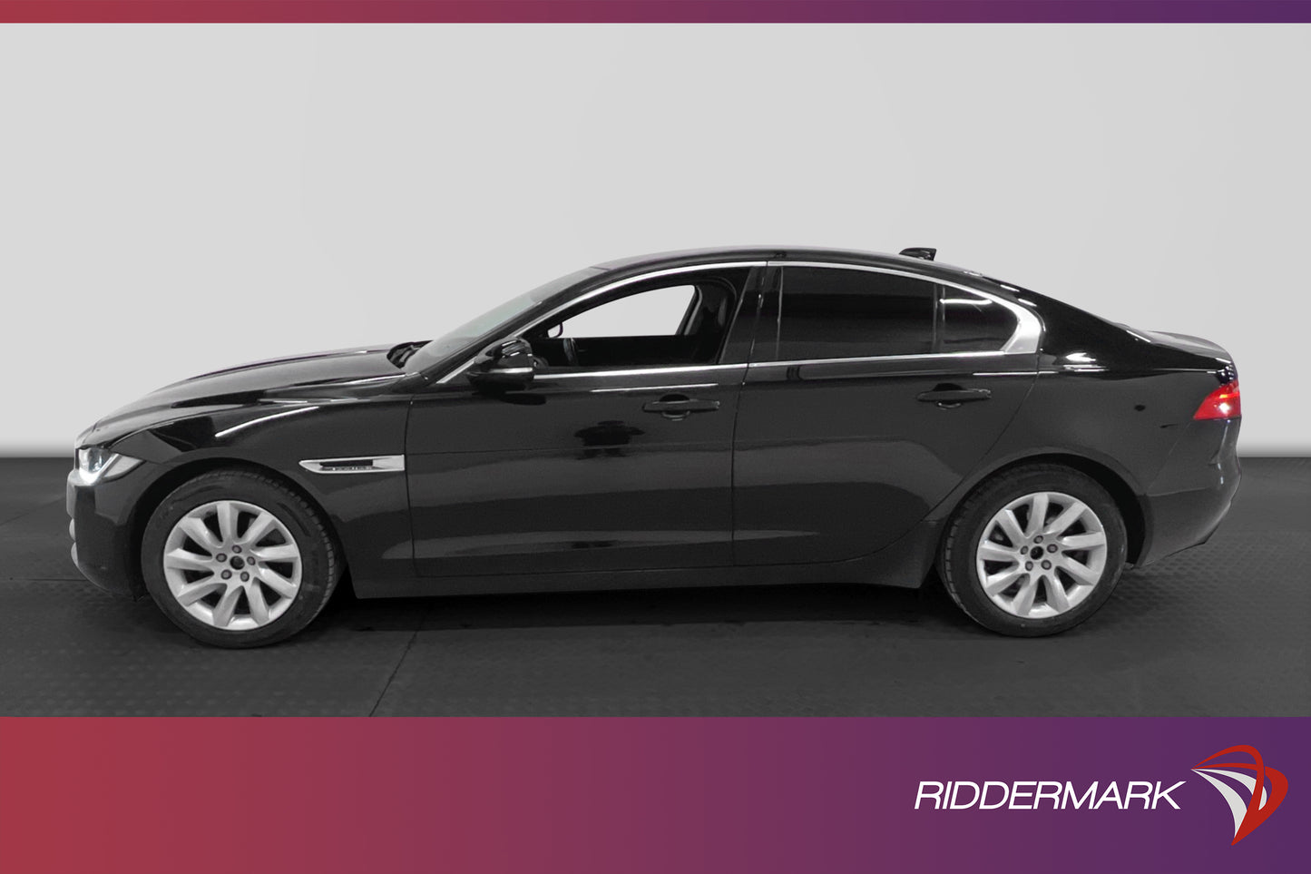 Jaguar XE 20d AWD 180hk Prestige Värmare Kamera Välservad