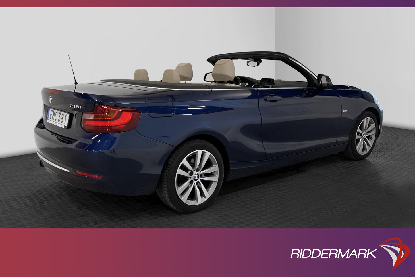 BMW 218i Cabriolet Luxury Line Skinn Keyless P-Sensorer