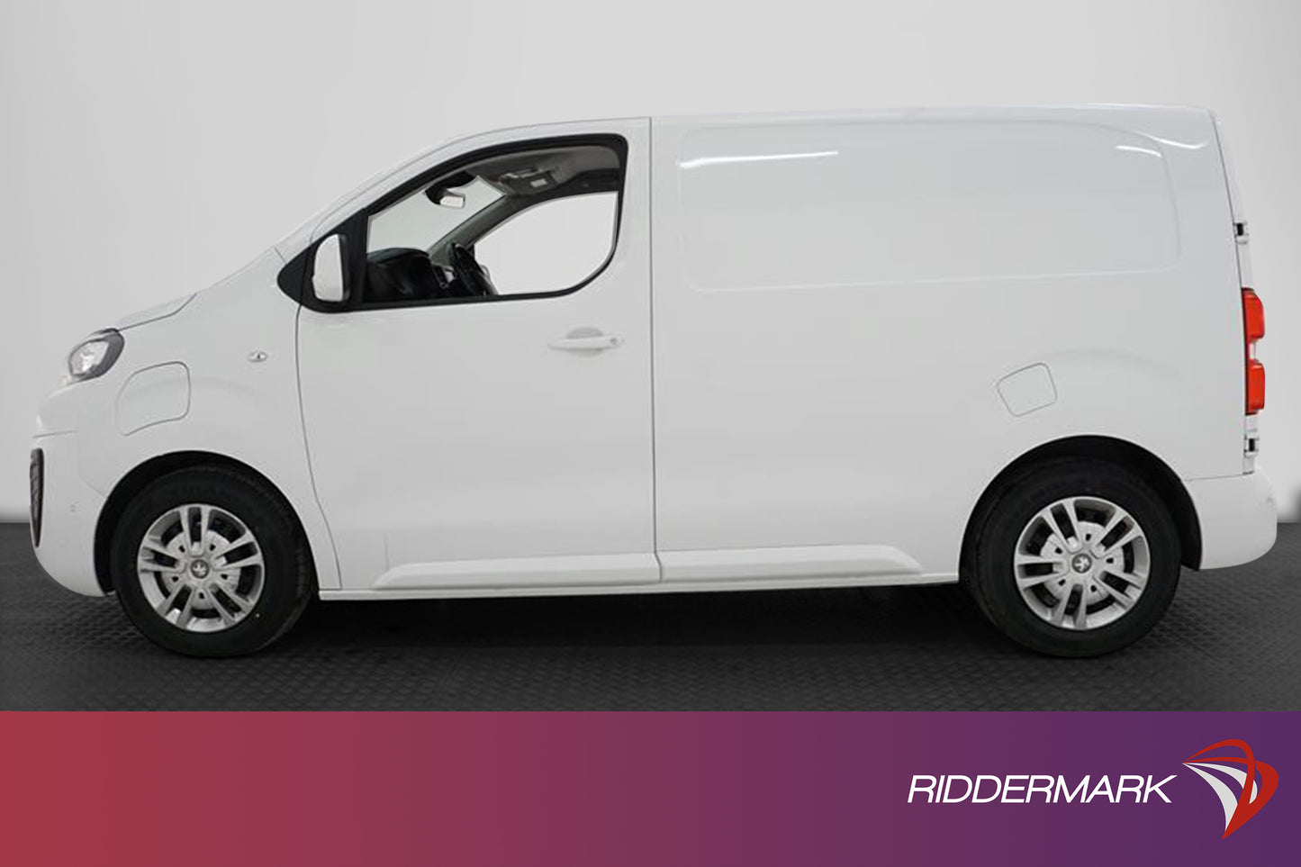 Peugeot e-Expert Pro+ 136hk Navi B-Kamera 3-Sits Moms