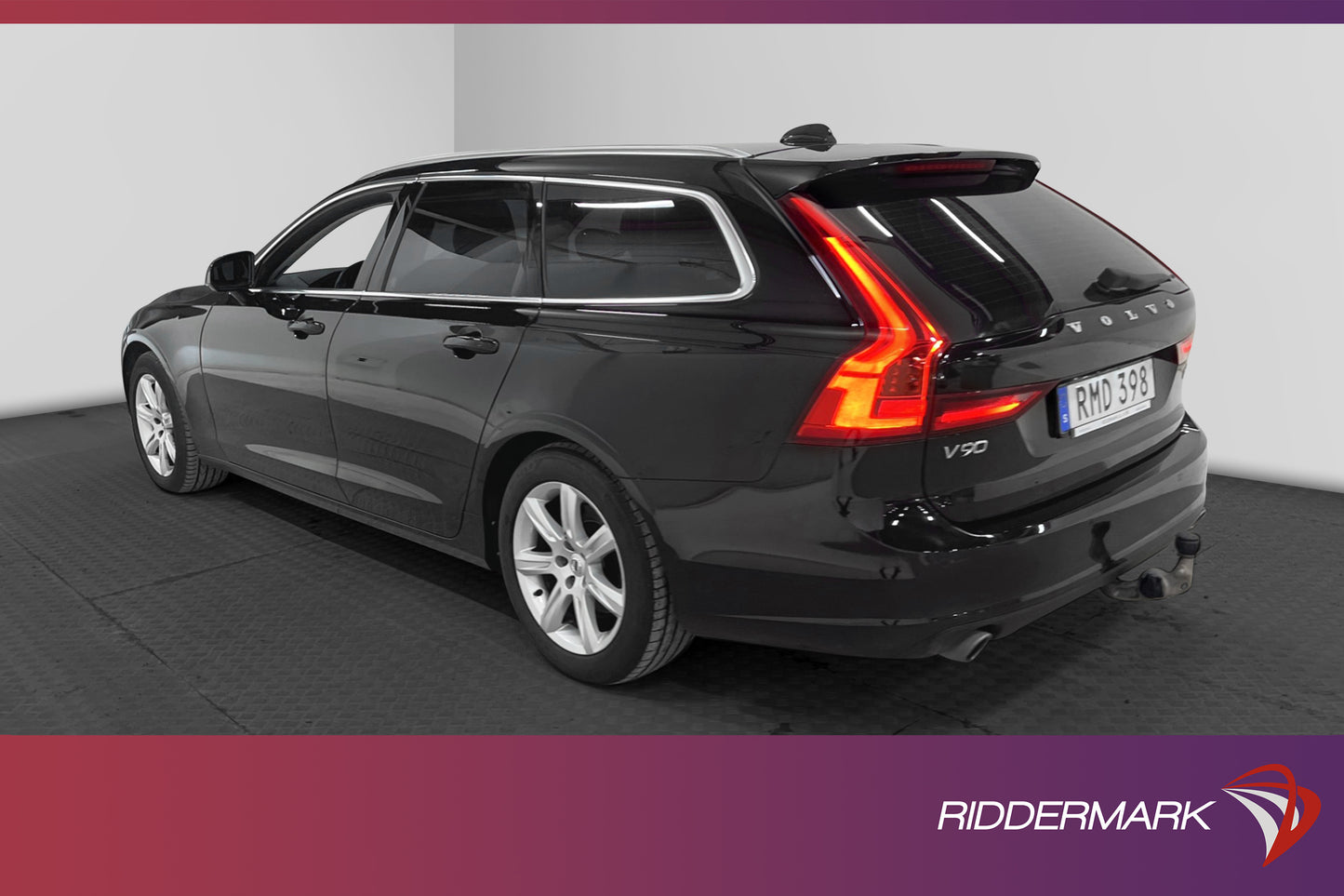 Volvo V90 D3 AWD Advanced VOC Värmare Lounge 360° 4-Zon Drag