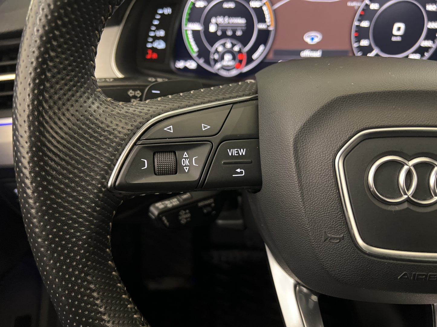 Audi Q7 e-Tron 3.0 TDI Q 373hk S-Line Pano Bose HUD Cockpit