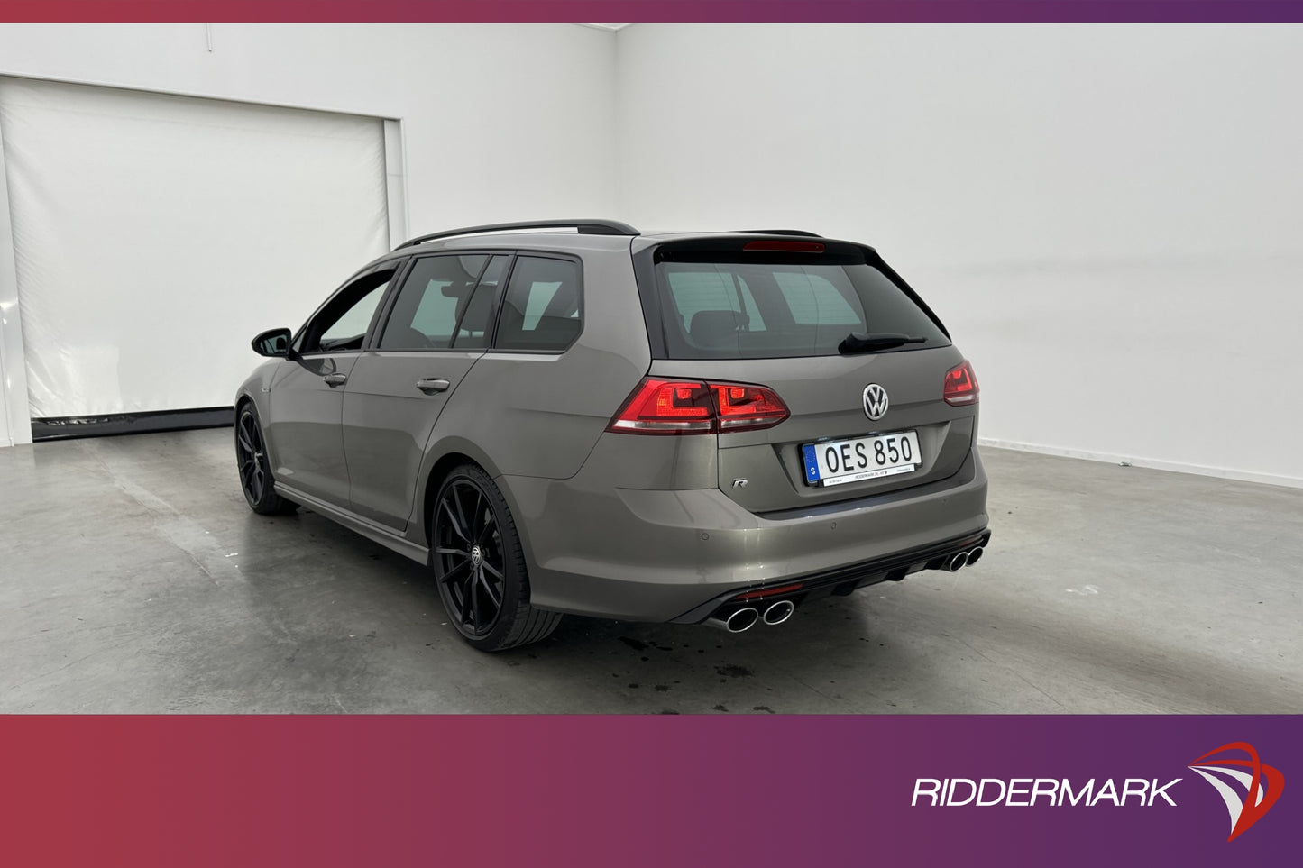 Volkswagen Golf Sportscombi R 4M 300hk Pano Dynaudio CarPlay