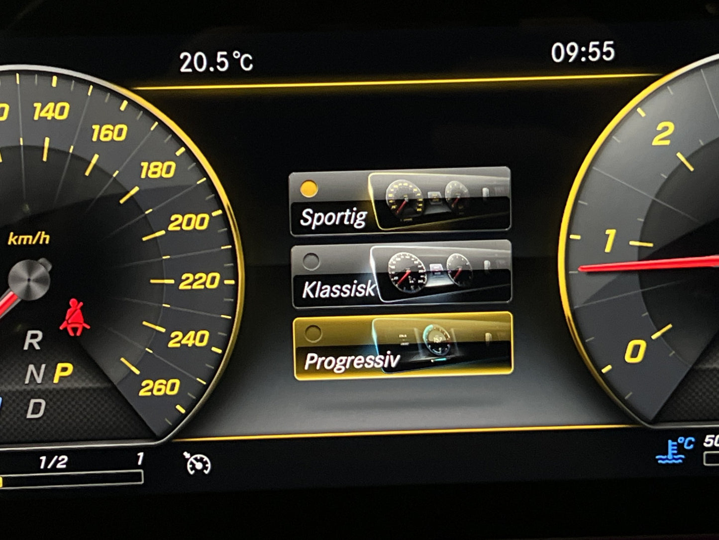 Mercedes-Benz E 220 d 194hk AMG Pano Wide HUD Värmare Kamera