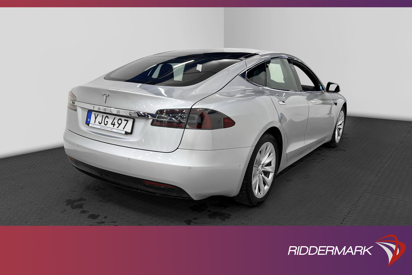 Tesla Model S 75D AWD 333hk Svensksåld Panorama Skinn