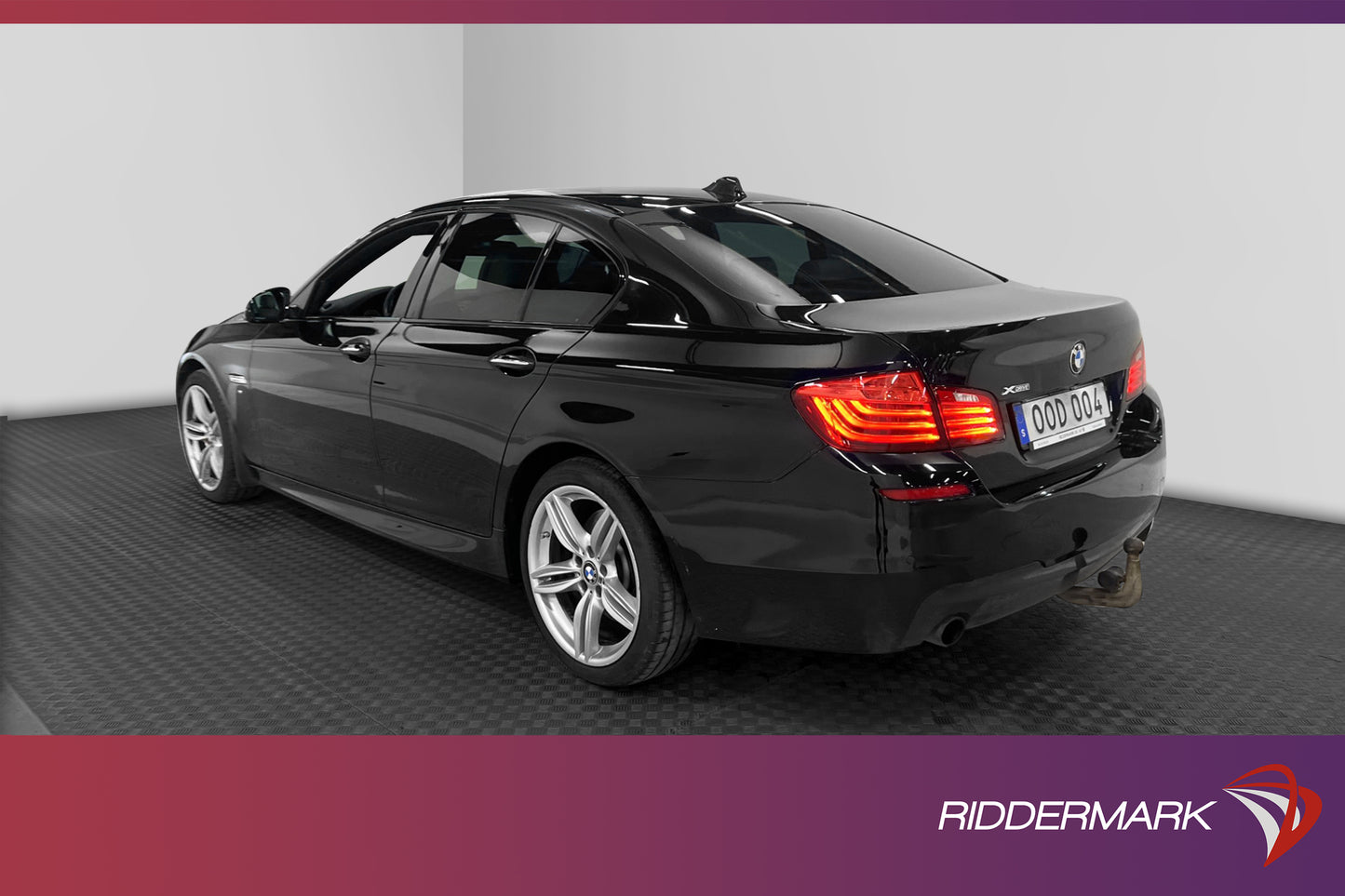 BMW 535d xDrive Sedan 313hk M Sport Pano HUD H/K Kamera Drag