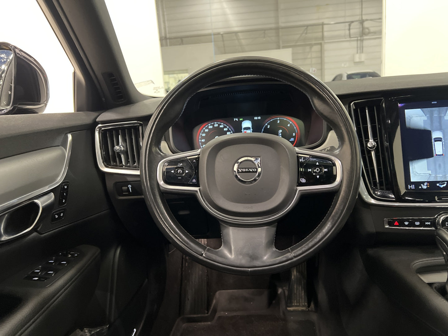 Volvo V90 D4 190hk Inscription Pano VOC HUD 360° Skinn Drag