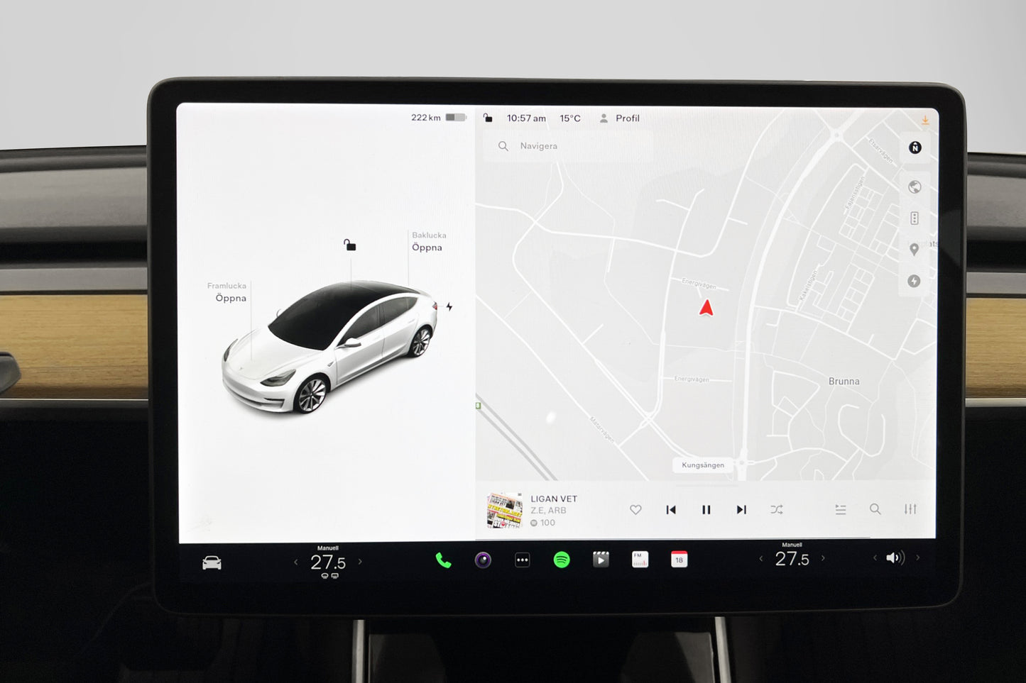 Tesla Model 3 Long Range AWD 440hk Svensksåld Drag MOMS