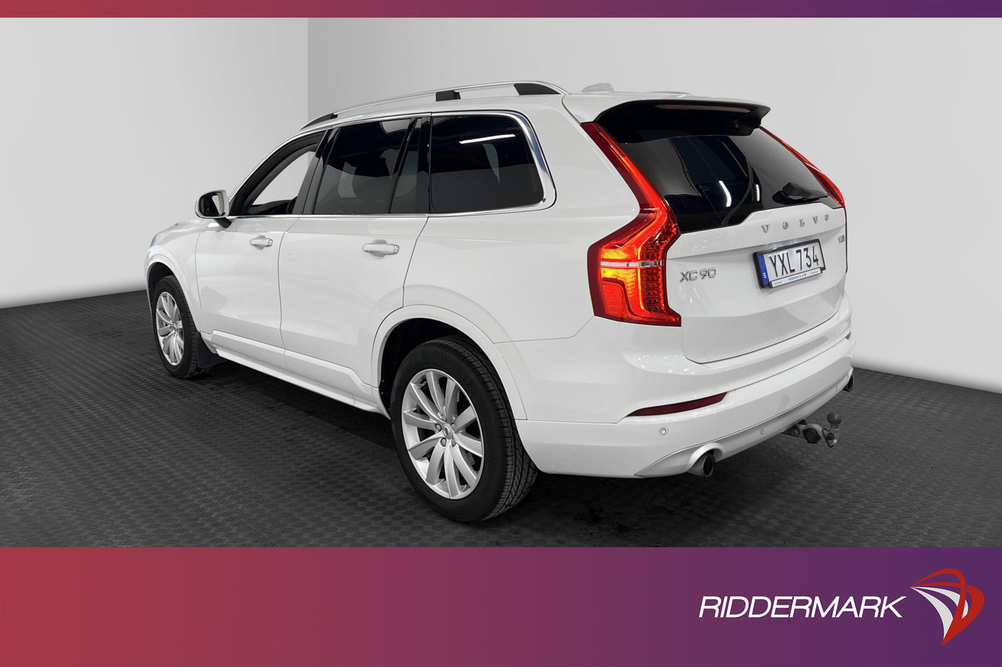 Volvo XC90 T5 AWD 254hk Skinn Navi Drag BLIS VOC Välservad