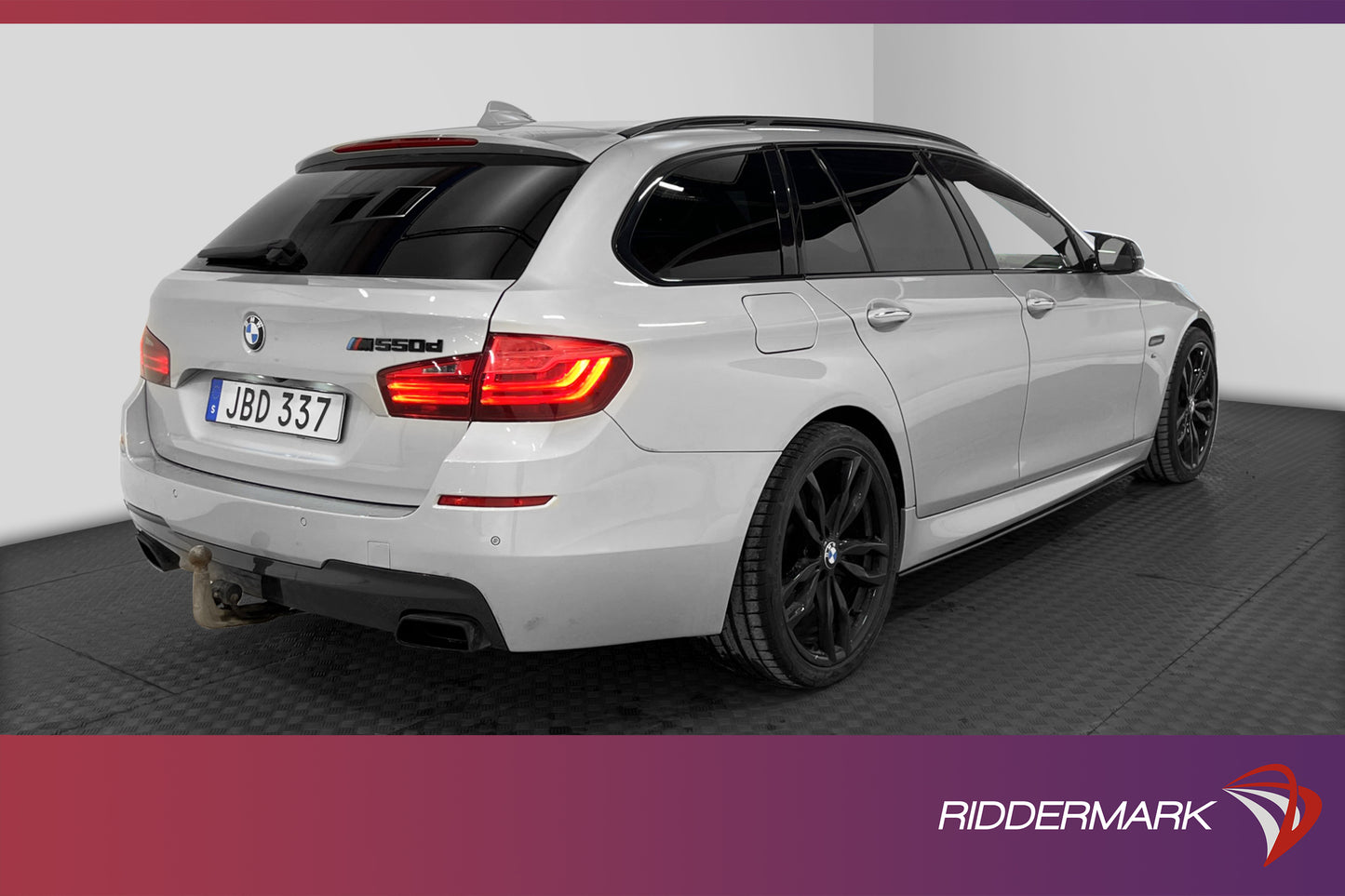 BMW M550d xDrive 381hk  Pano H/K Softclose HUD DAP Drag Navi