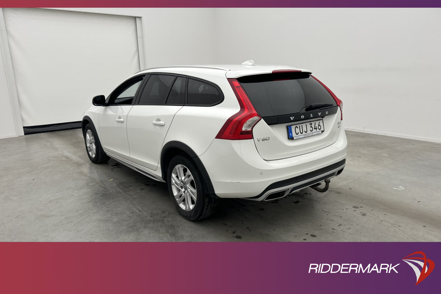 Volvo V60 Cross Country D4 AWD Momentum VOC Kamera Navi Drag