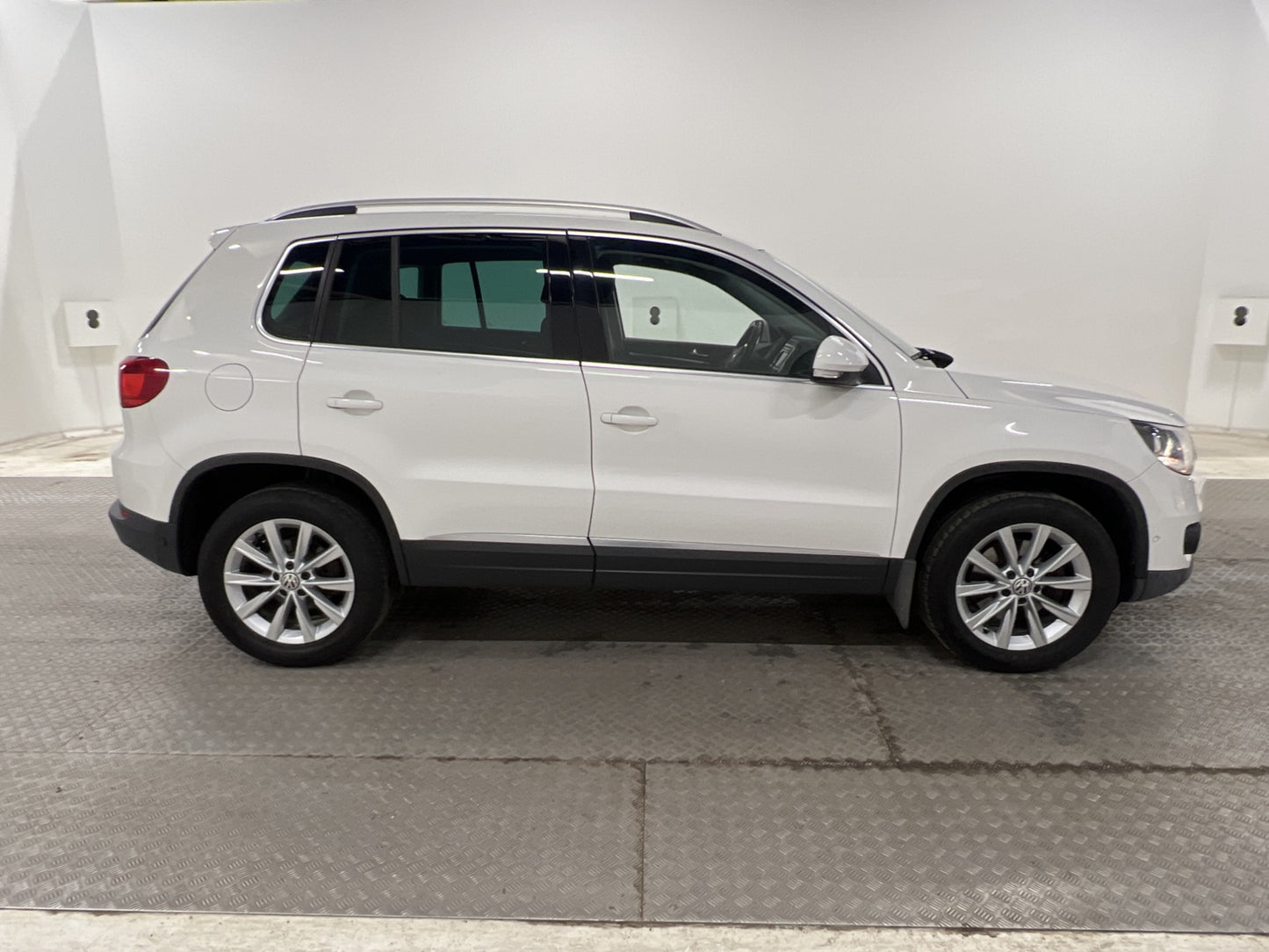 Volkswagen Tiguan 1.4 TSI 4M 160hk 2 Bruk D-Värm Drag B-Kam