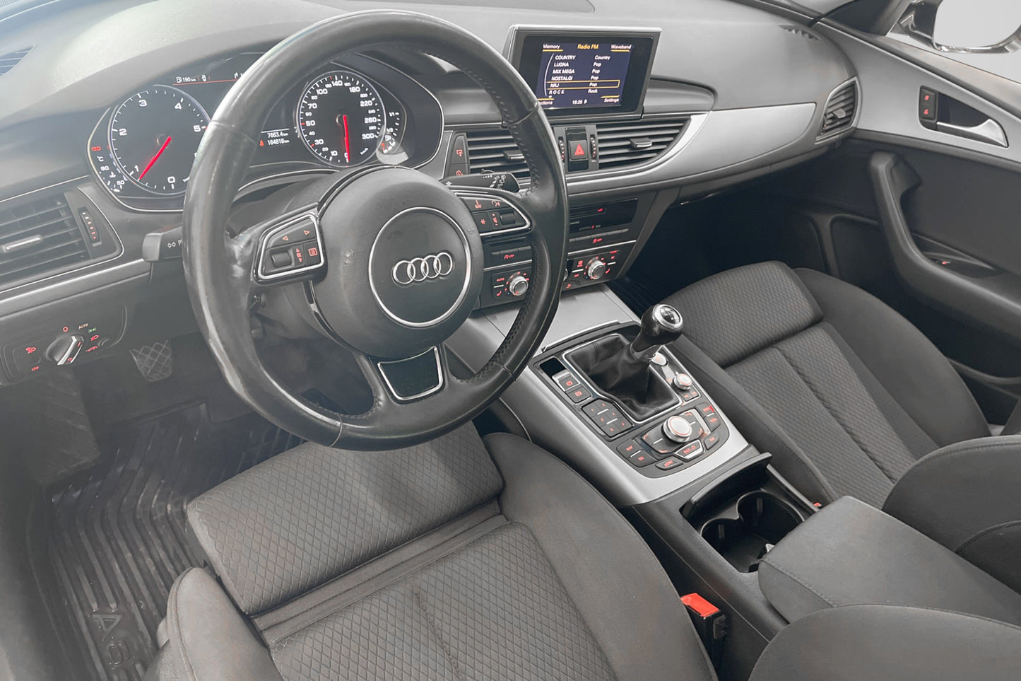 Audi A6 2.0 TDI 177hk  Drag Isofix Keyless PDC