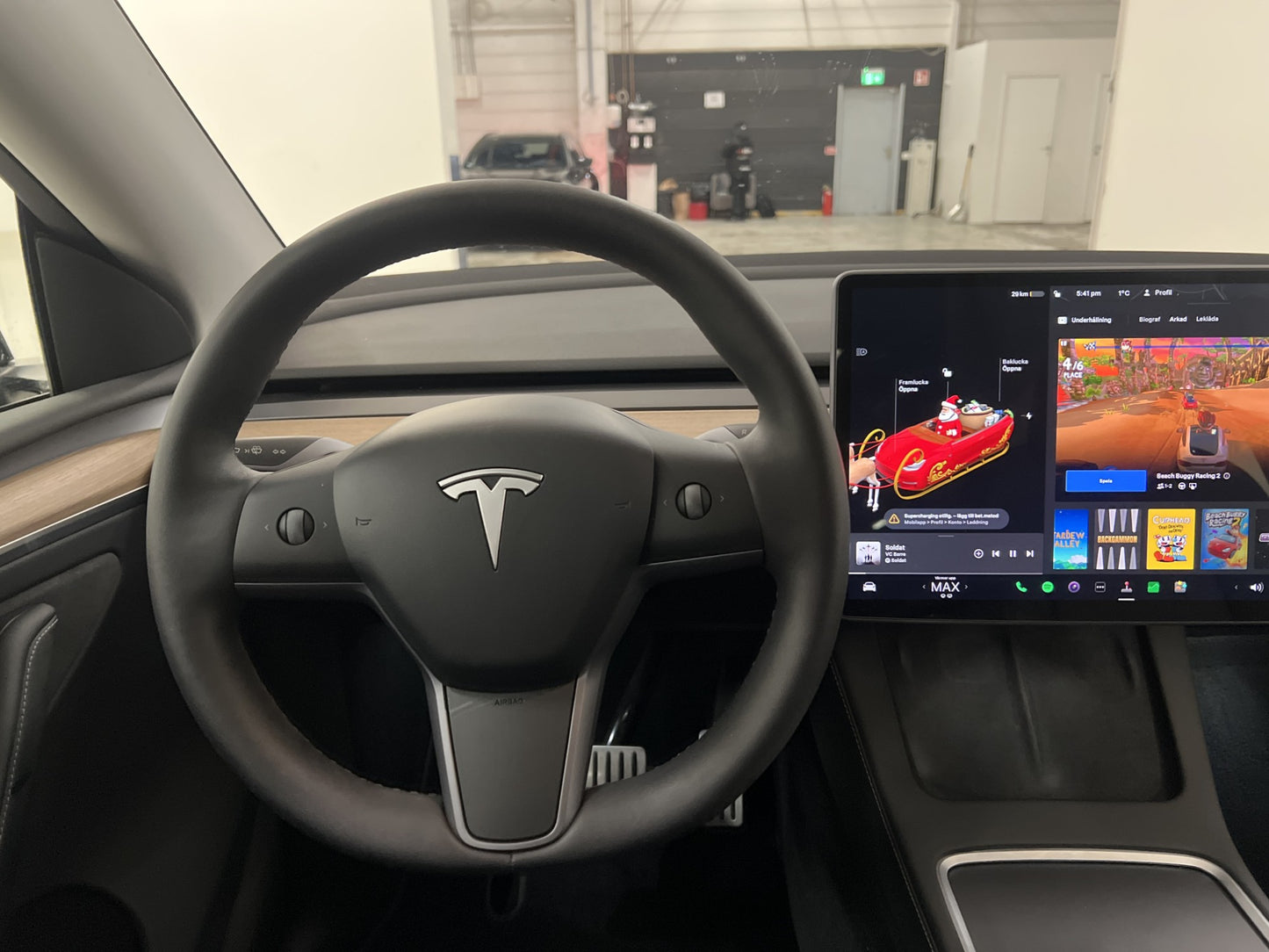 Tesla Model Y Performance 450hk Autopilot Pano Sv.Såld Drag