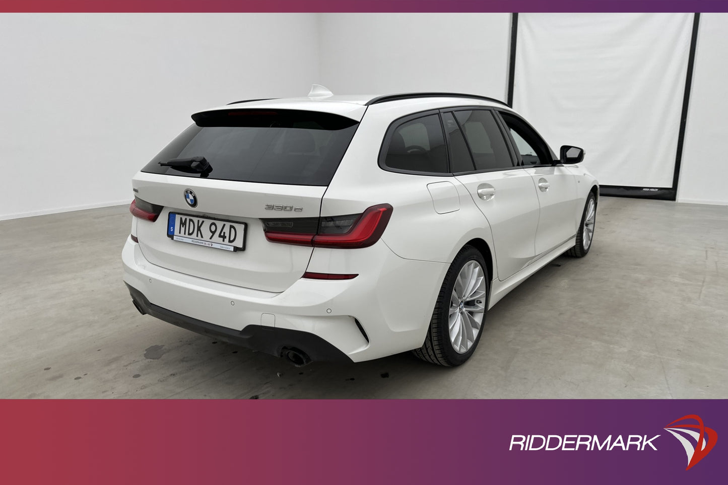 BMW 330 e xDrive Touring 292hk M Sport Navi HiFi Drag MOMS