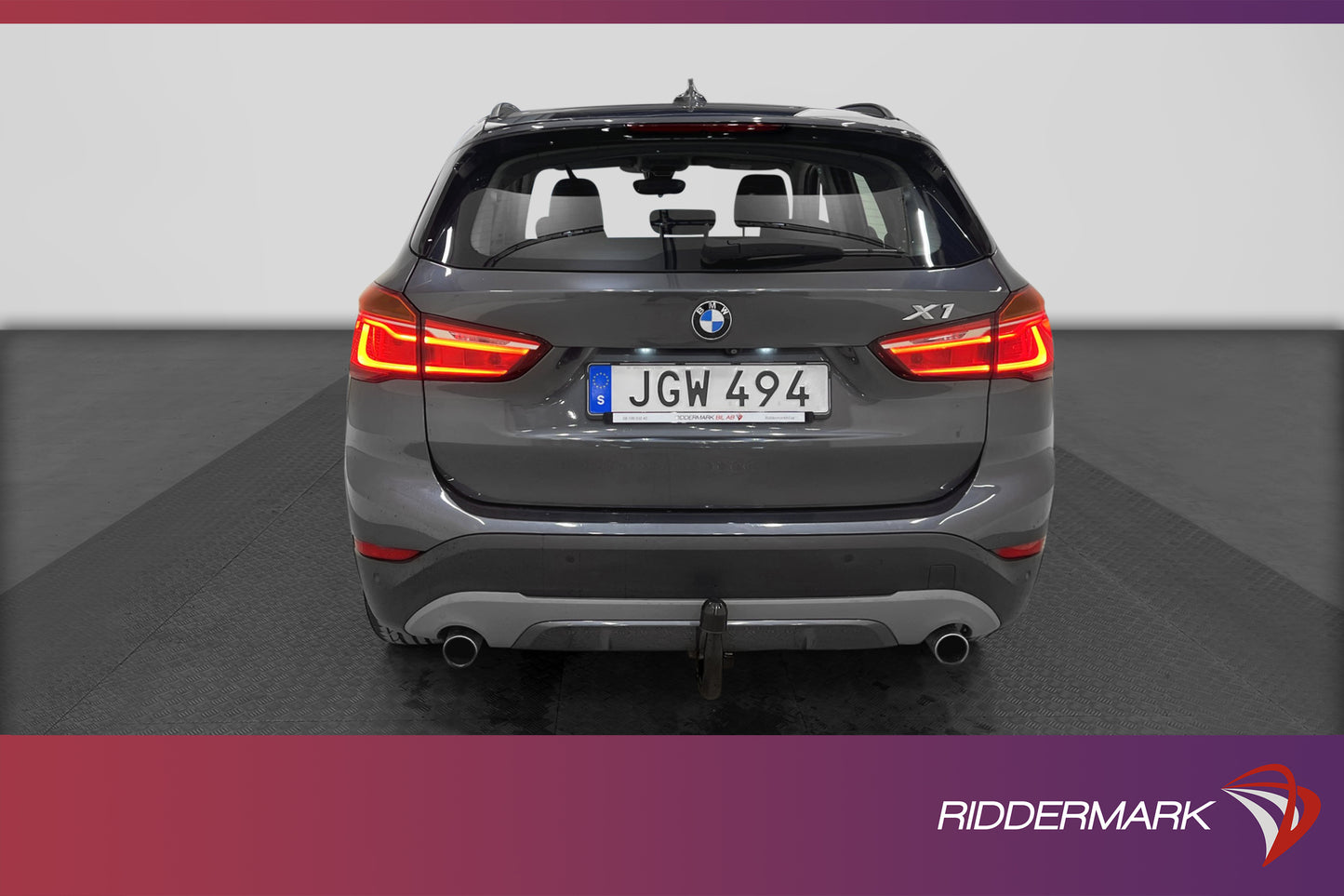 BMW X1 xDrive 190hk Sport line Navi Pano HiFi HUD Skinn Drag